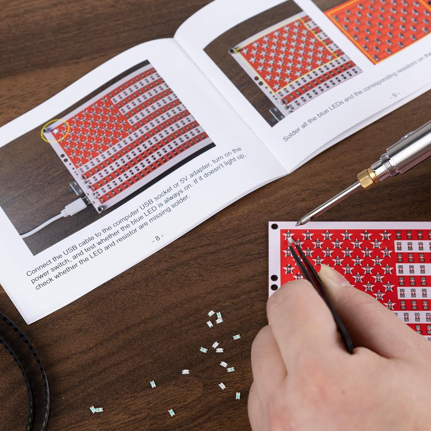 DIY Soldering Project Kit, American Flag 0.3x0.5 Ft DIY SMD Soldering Practice Kit Electronics Learning with Acrylic Shell